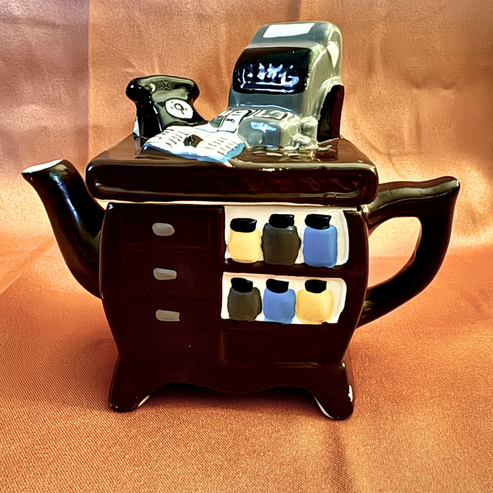 Vintage Brown Ceramic Desk Cash Register Telephone Sales Counter Teapot